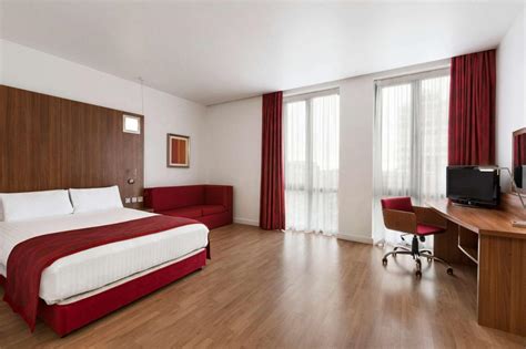 Ramada Encore Leicester City Centre Deals & Reviews, Leicester | LateRooms.com