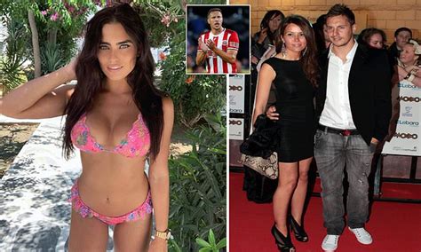 Premier League star Phil Jagielka splits with wife over 'Instagram ...