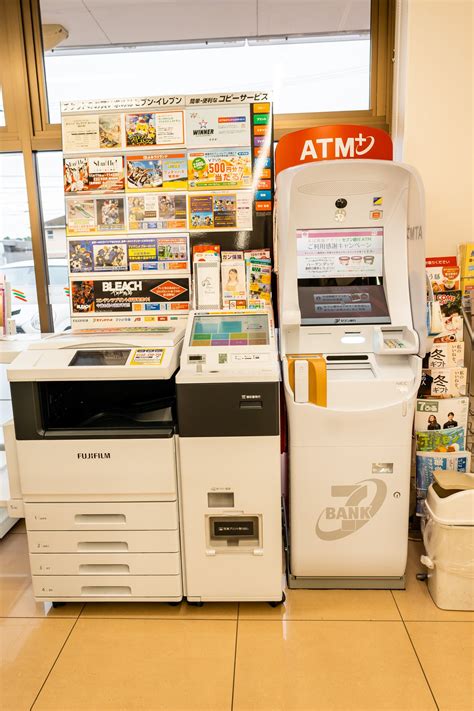 What's Inside A Japanese Convenience Store (Konbini) - Travel Pockets