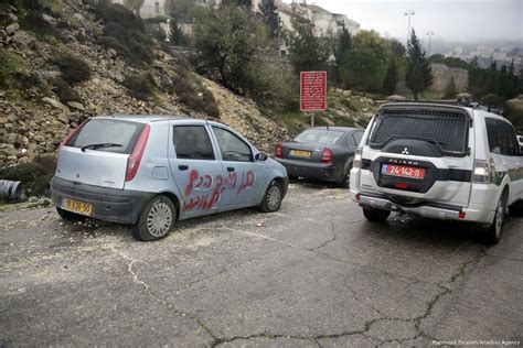 Jewish settlers vandalise Palestinian cars in West Bank – Middle East Monitor