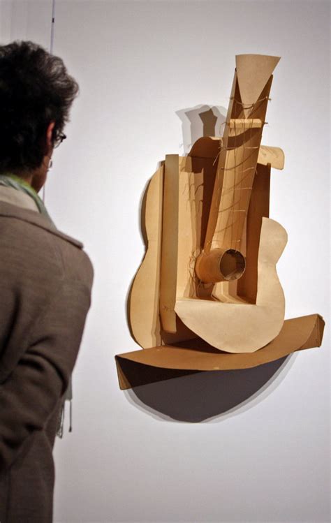 ‘Picasso: Guitars 1912-1914’ at MoMA - Review - The New York Times