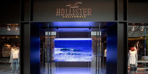 Hollister Co. - Somerset Collection