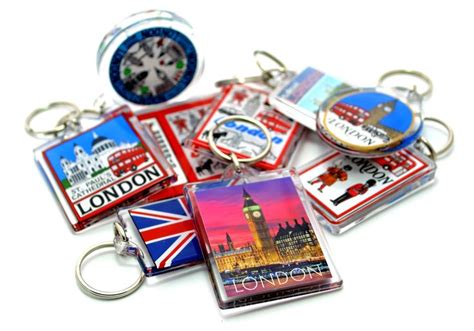 london-souvenirs-gifts.jpg (2600×1819) | London souvenirs, London ...