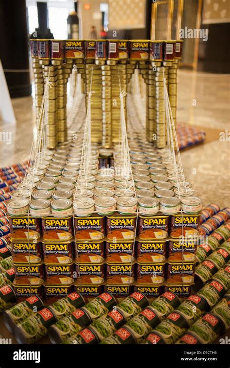 Spam cans hi-res stock photography and images - Alamy