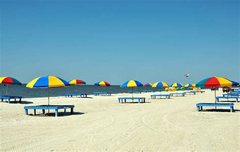 biloxi beach - Google Search | Biloxi, Family friendly activities, Biloxi beach