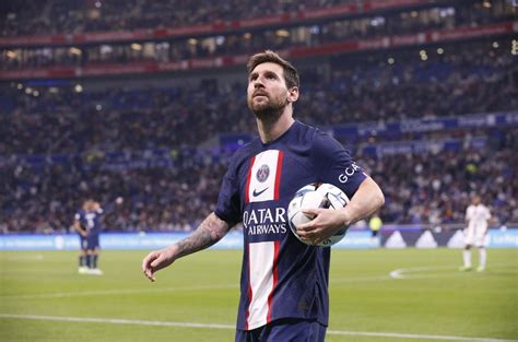 ¿Qué pasó? Messi volvió a París pero se ausentó en la práctica de PSG ...