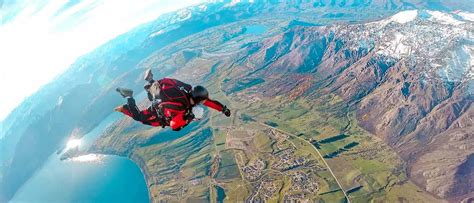 Queenstown Skydiving: 15,000 Feet High in New Zealand