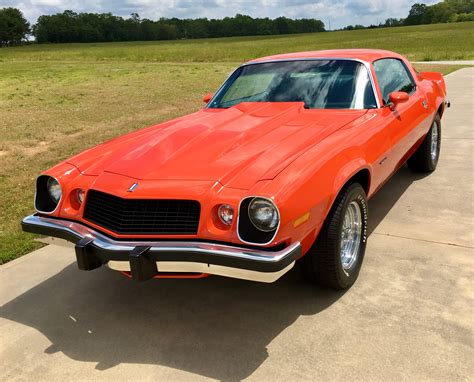 Tommy's 1976 Chevrolet Camaro - Holley My Garage