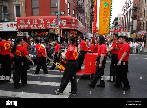 Participants in Taiwan National day parade in Chinatown, New York City Stock Photo - Alamy