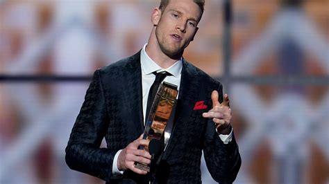 Ryan Tannehill named NFL’s ‘Comeback Player of the Year’ | WKRN News 2