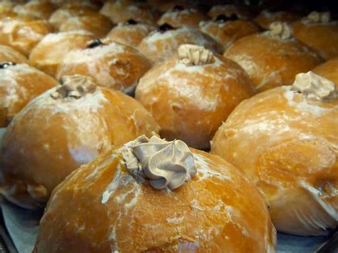 Summer Paczkis at Oakmont Bakery