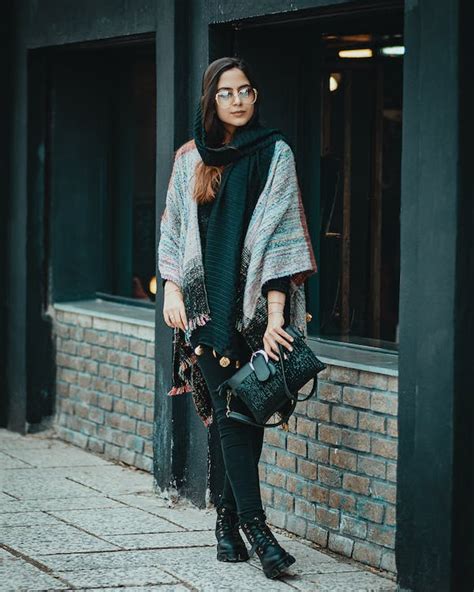 A Woman Walking on the Sidewalk · Free Stock Photo