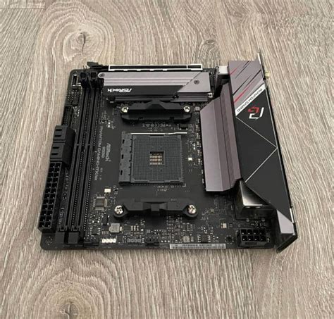 ASRock B550 Phantom Gaming-ITX/ax Motherboard Review