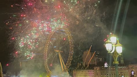 New Year’s Eve 2023 fireworks |London Eye | NYE Celebration at London Eye & Big Ben ! - YouTube