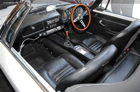 1970 Maserati Mistral | Conceptcarz.com | Maserati, Mistral, Car interior