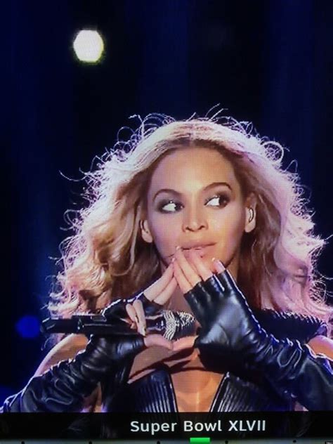 Beyonce Illuminati Meme: Super Bowl Conspiracy Theory Takes Over ...