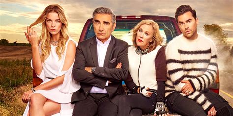 Schitt's Creek: How The Rose Family Lost Their Fortune