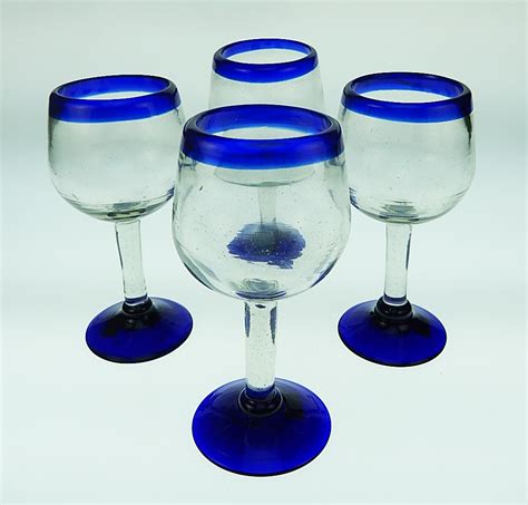 Wine Glasses hand blown 10 oz Blue Rim, Tulip Shape 4 made in Mexico