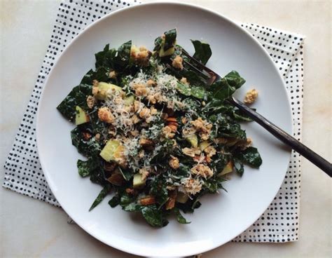 Tuscan Kale Salad with Apples and Pecans – The Fruit Company® Blog