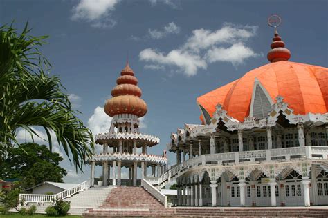 Suriname Travel Guide