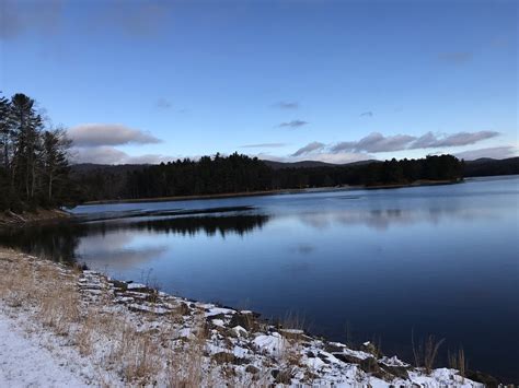 Lake Sherwood Hike