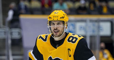 Sidney Crosby on Track in Wrist Injury Recovery After Return to Penguins Practice | News, Scores ...