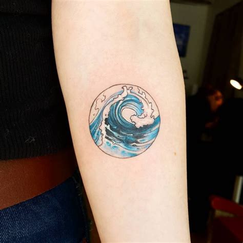 90+ Remarkable Wave Tattoo Designs - The Best Depiction of the Ocean