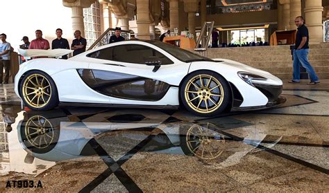 McLaren P1 With Gold Wheels, Engine Cover By MSO: Video