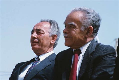 Yitzhak Shamir, former Israeli prime minister, dies