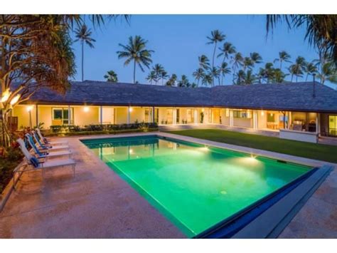 Exquisite Pools: Honolulu, HI | Beachfront homes for sale, Beach houses for sale, Beachfront home