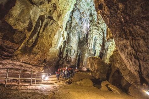 Explore the caves – Maropeng and Sterkfontein Caves