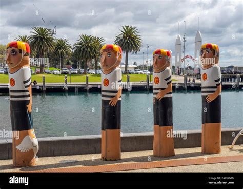 Geelong waterfront sculptures hi-res stock photography and images - Alamy