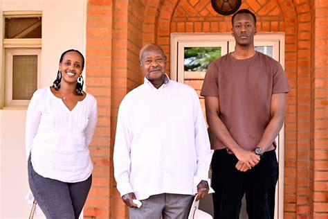 Museveni enjoys some more of Uganda's sweetness with daughter, grandson ...