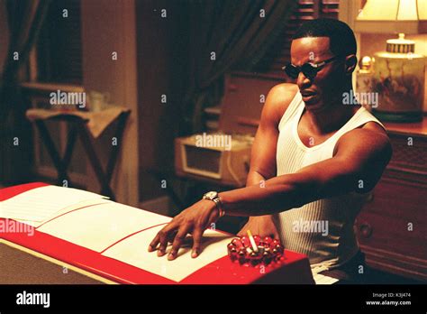 Jamie foxx ray 2004 hi-res stock photography and images - Alamy