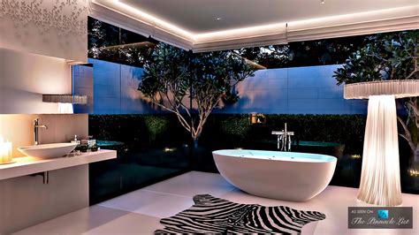 Luxury Homes Bathrooms