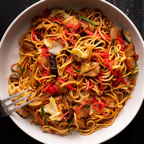 Yakisoba (Japanese Stir-fried Noodles) | Marion's Kitchen