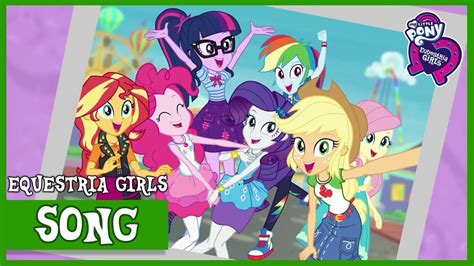 My Little Pony Equestria Girls Photo Booth