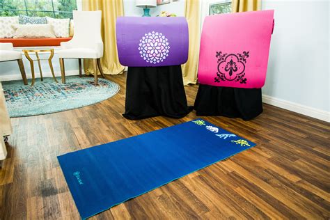 How To - Home & Family: DIY Yoga Mat | Hallmark Channel