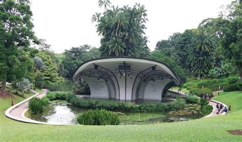 Singapore Botanic Gardens Swan Lake | Fasci Garden