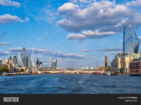 River Thames Several Image & Photo (Free Trial) | Bigstock