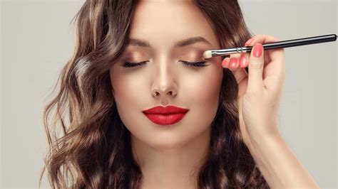 Makeup Mistakes That Are Making You Look Like A Child