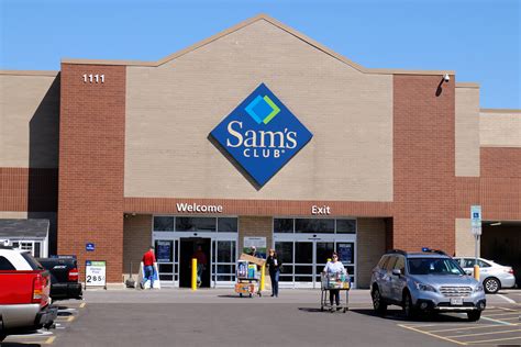 10 Things Sam's Club Employees Want You to Know