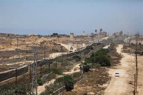 Gaza begins work on buffer zone along Egypt border – Middle East Monitor