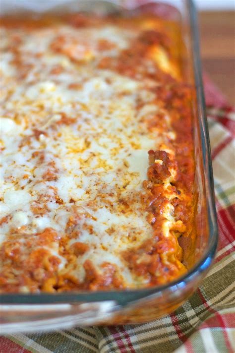 Gluten Free Lasagna Recipe | Let's Be Yummy