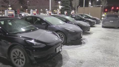 Tesla owners stranded after cars led them to frozen chargers | Blaze Media