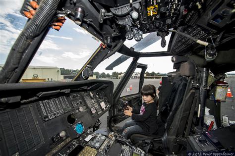 Uh 60 Blackhawk Cockpit