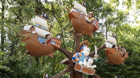 Rides at Gardaland Park - what to expect, timings, height and age ...