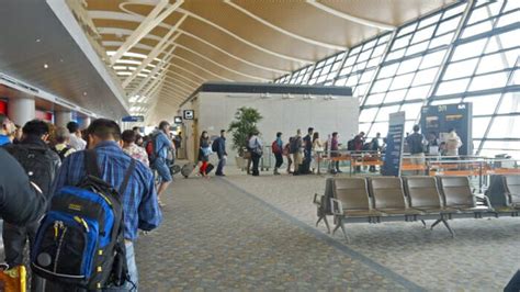 How to Get Through an Airport: Tips for Fast & Easy Departure | Air travel tips, Airport check ...