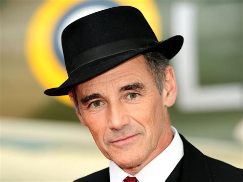 Flipboard: Sir Mark Rylance quits Royal Shakespeare Company in protest ...