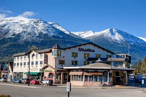 BEST Hotels in Jasper We Personally Recommend